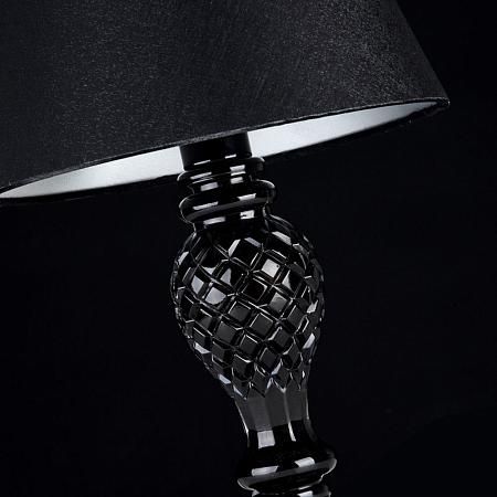 Купить Настольная лампа Maytoni Contrast ARM220-11-B
