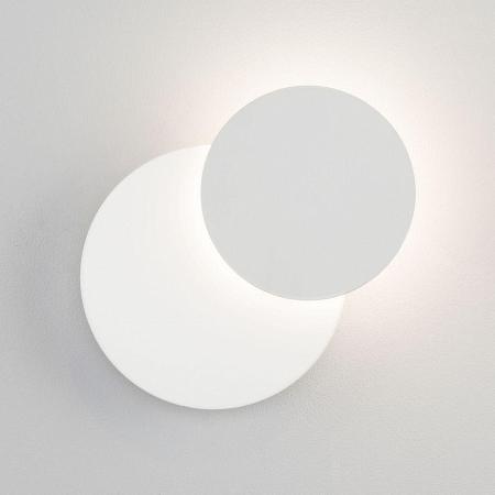 Купить Настенный светодиодный светильник Eurosvet 40135/1 белый